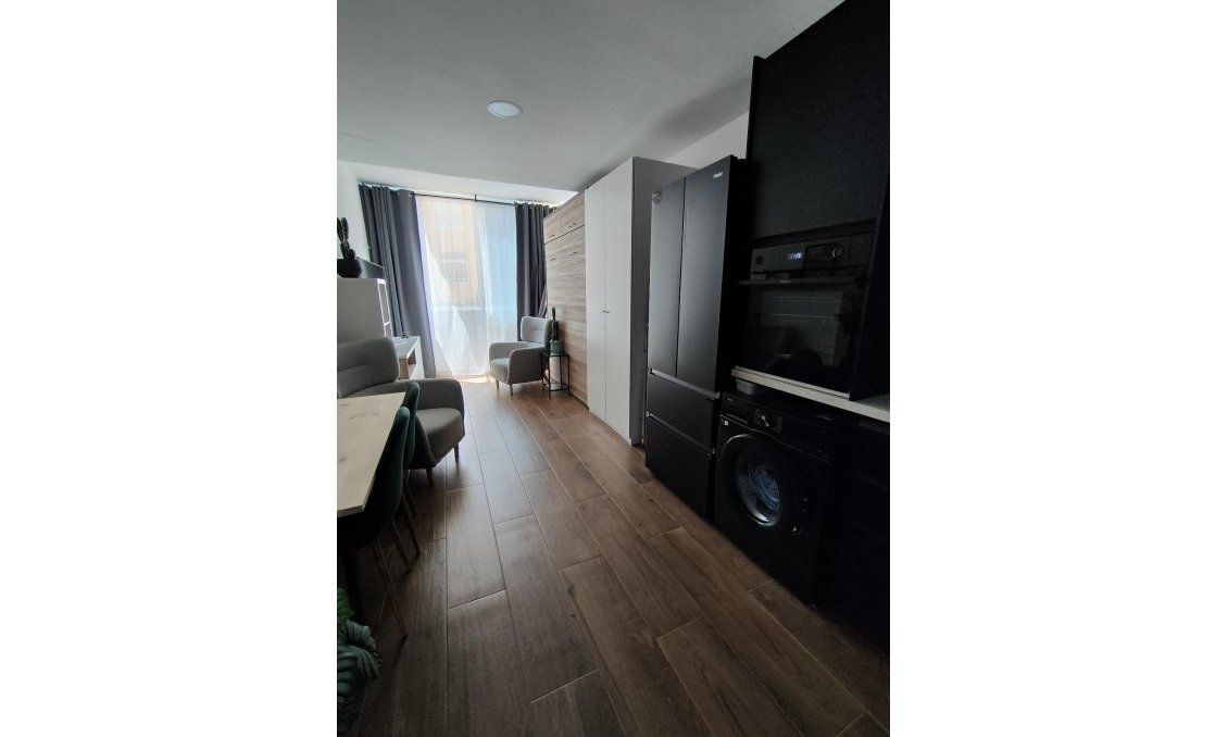 Segunda mano - Apartamento -
Torrevieja - La Mata