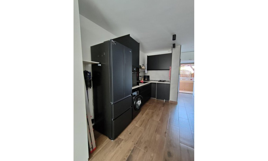 Segunda mano - Apartamento -
Torrevieja - La Mata