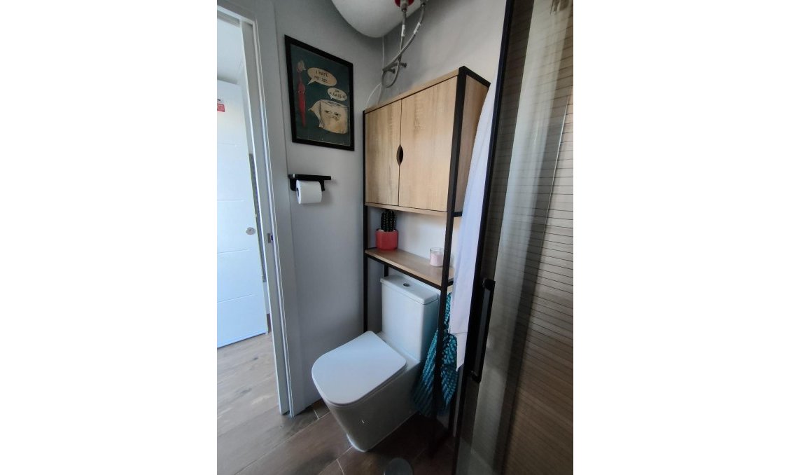 Segunda mano - Apartamento -
Torrevieja - La Mata