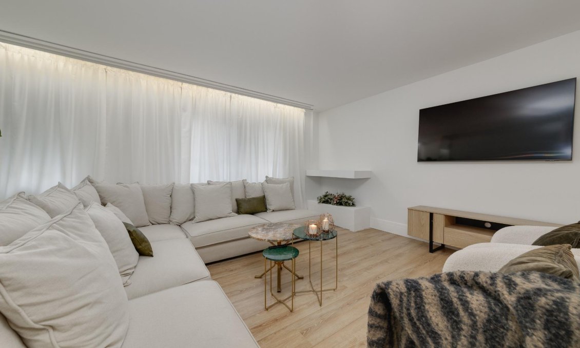 Segunda mano - Apartamento -
Torrevieja - Playa del Cura