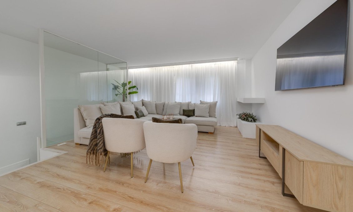 Segunda mano - Apartamento -
Torrevieja - Playa del Cura
