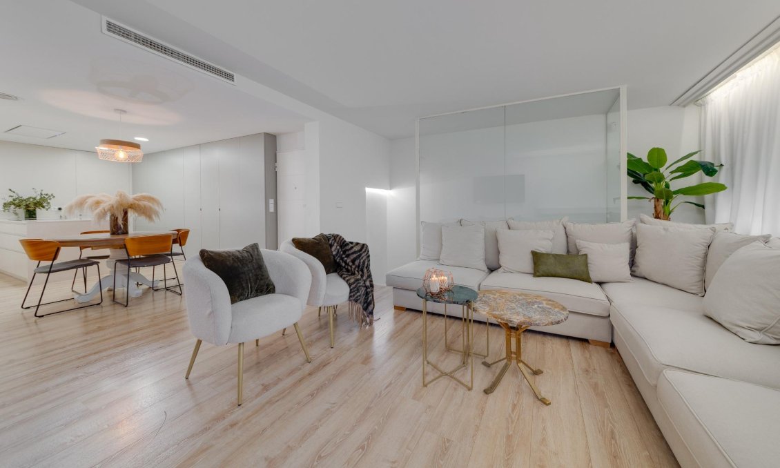 Segunda mano - Apartamento -
Torrevieja - Playa del Cura