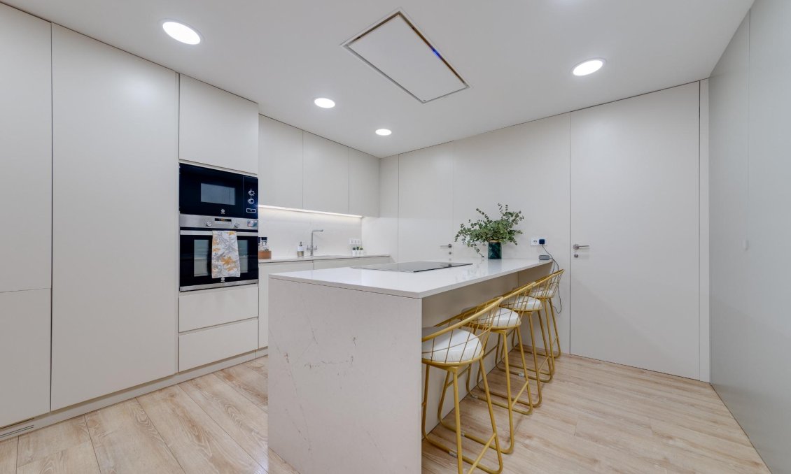 Segunda mano - Apartamento -
Torrevieja - Playa del Cura