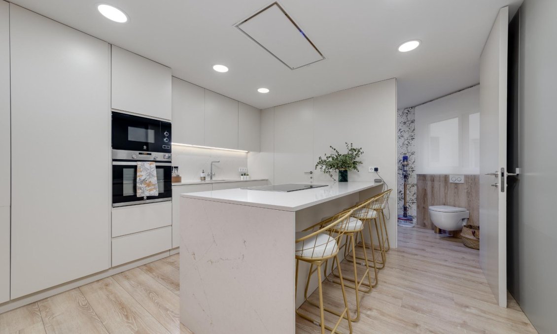 Segunda mano - Apartamento -
Torrevieja - Playa del Cura