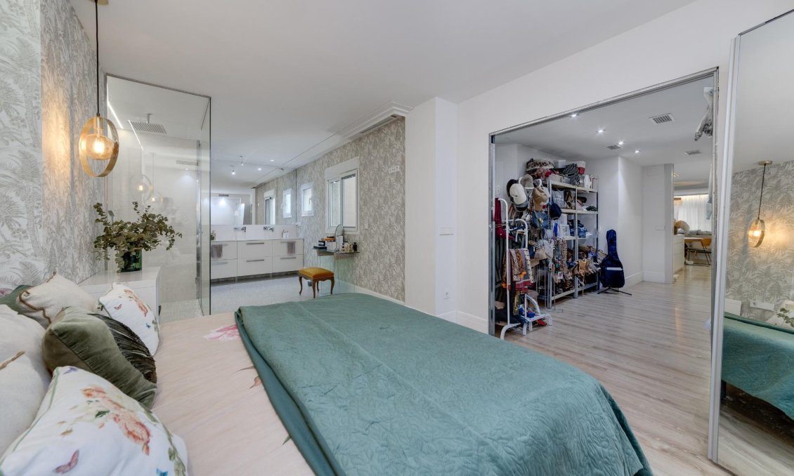 Segunda mano - Apartamento -
Torrevieja - Playa del Cura