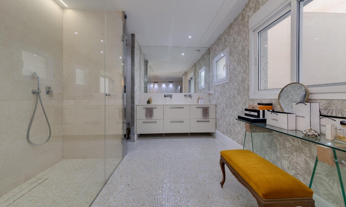 Segunda mano - Apartamento -
Torrevieja - Playa del Cura