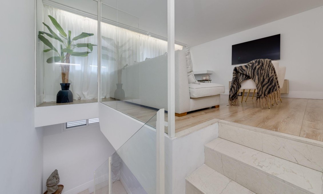 Segunda mano - Apartamento -
Torrevieja - Playa del Cura
