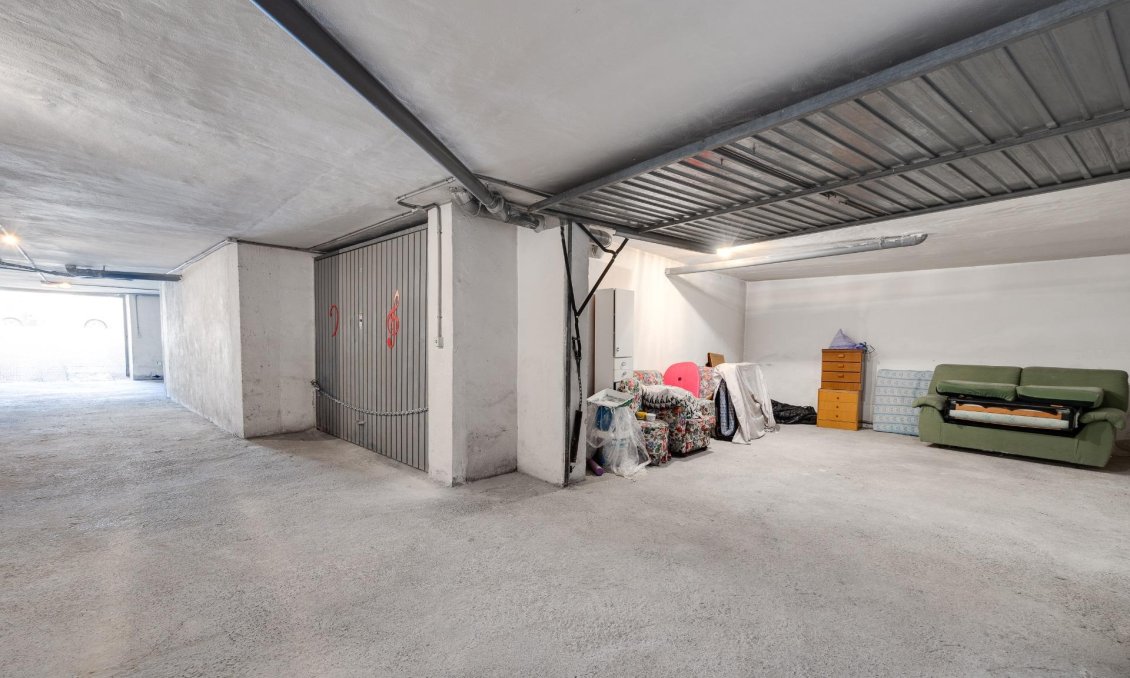 Segunda mano - Apartamento -
Torrevieja - Estacion De Autobuses