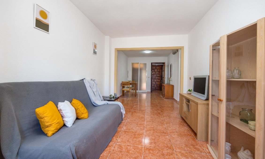 Segunda mano - Apartamento -
Torrevieja - Playa De Los Naufragos