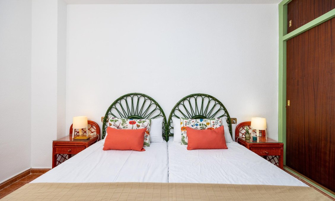 Segunda mano - Apartamento -
Torrevieja - Playa De Los Naufragos