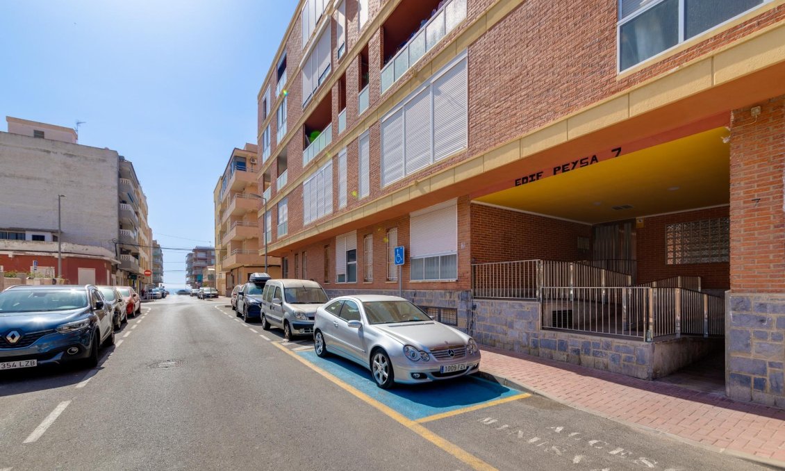 Segunda mano - Apartamento -
Torrevieja - Playa De Los Naufragos