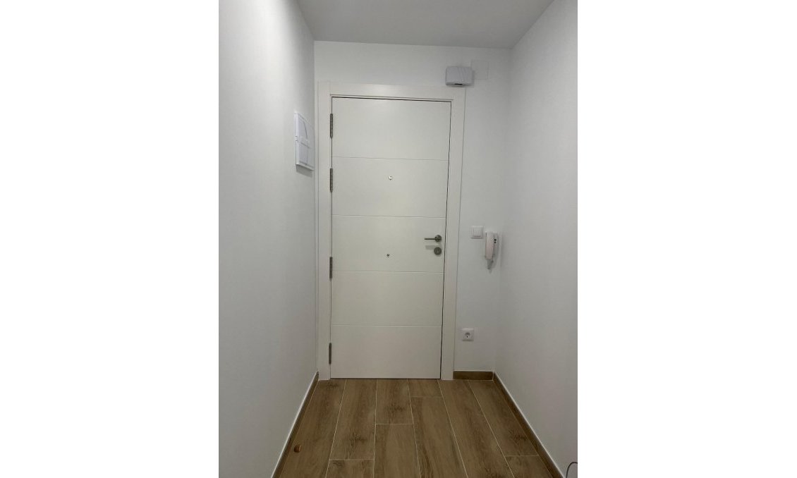 Segunda mano - Apartamento -
Torrevieja - La Mata