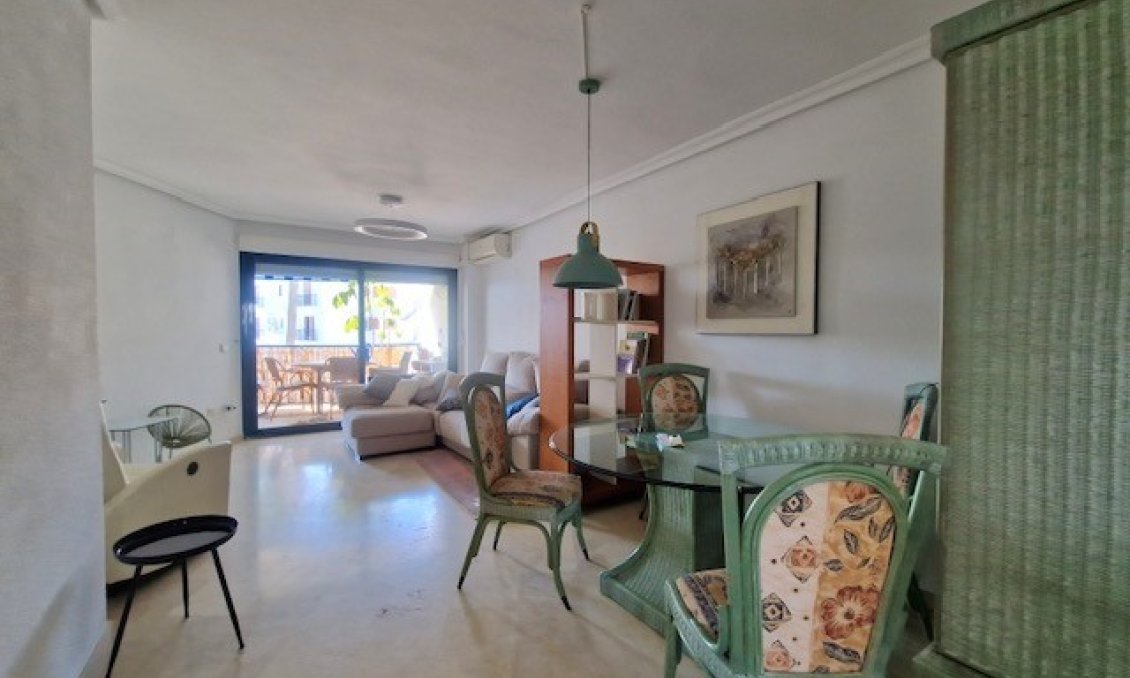 Wiederverkauf - Wohnung -
Albir - Costa Blanca
