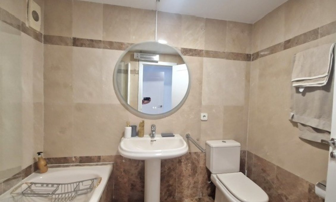 Wiederverkauf - Wohnung -
Albir - Costa Blanca