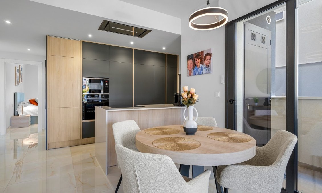 Wiederverkauf - Wohnung -
Playa Flamenca - Costa Blanca
