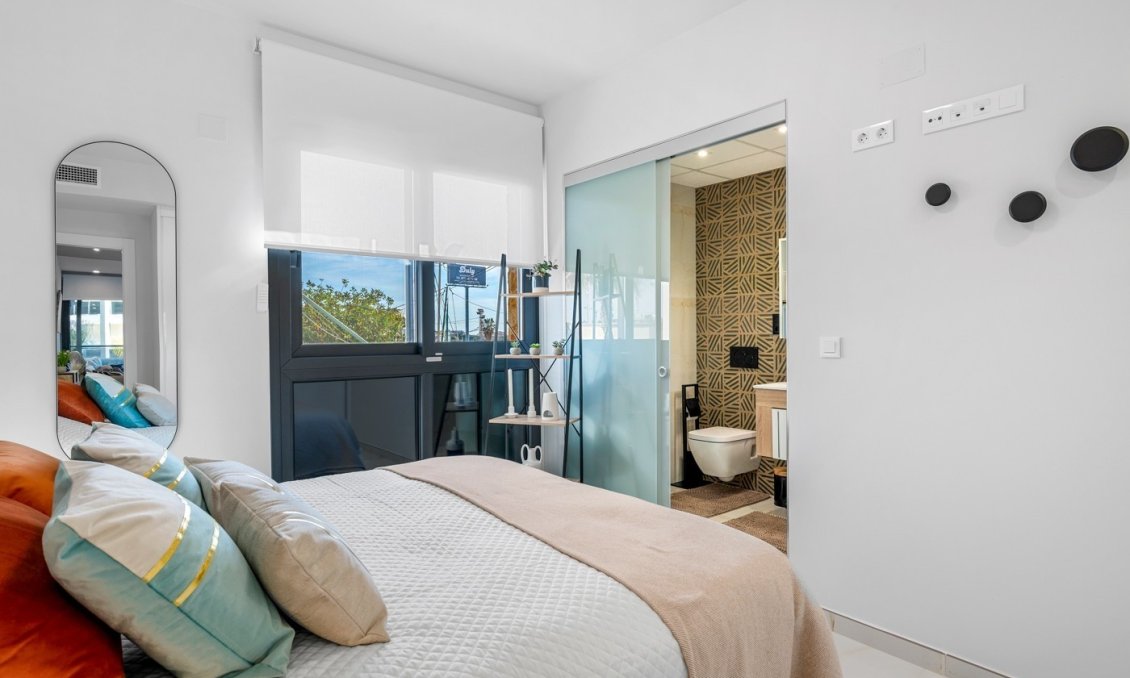 Wiederverkauf - Wohnung -
Playa Flamenca - Costa Blanca
