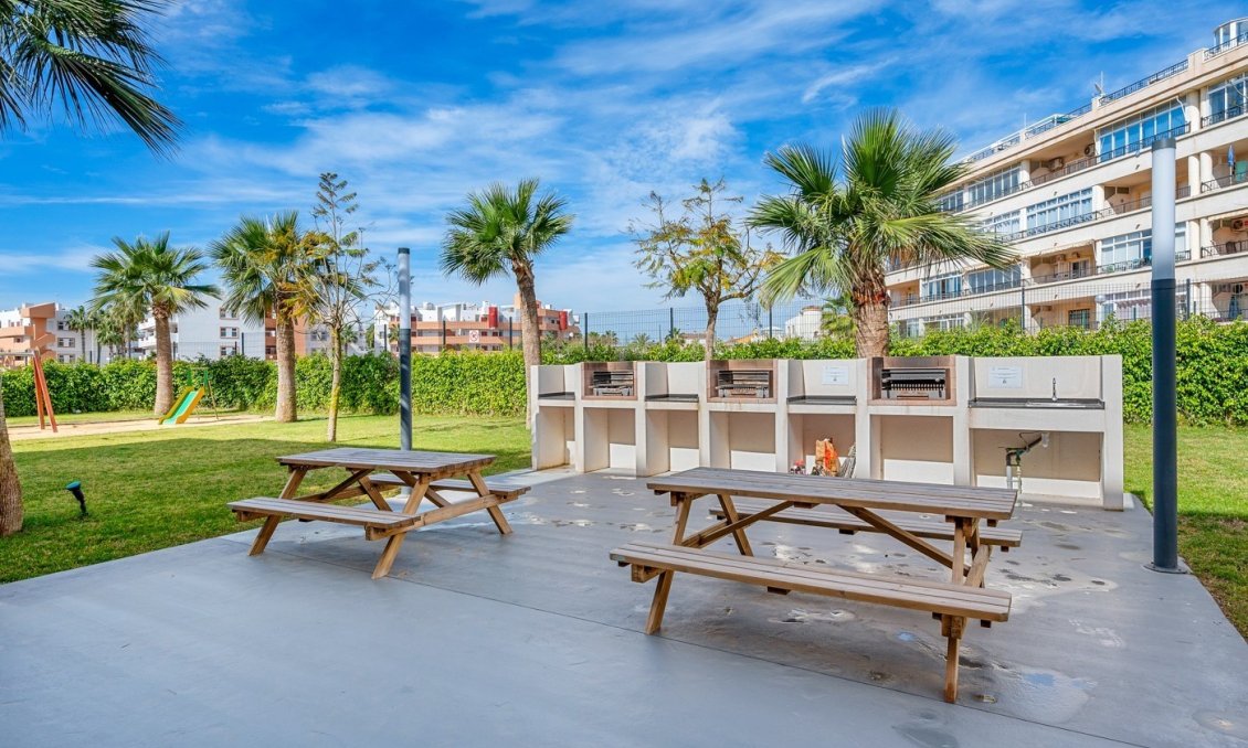 Wiederverkauf - Wohnung -
Playa Flamenca - Costa Blanca