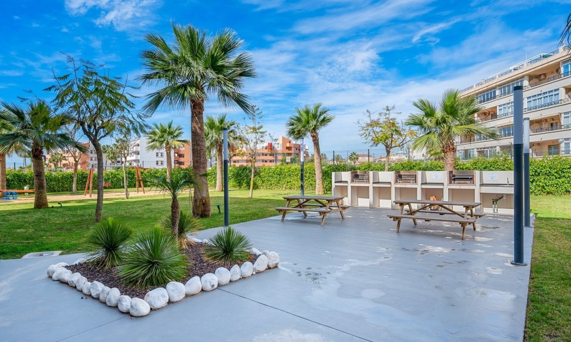 Wiederverkauf - Wohnung -
Playa Flamenca - Costa Blanca