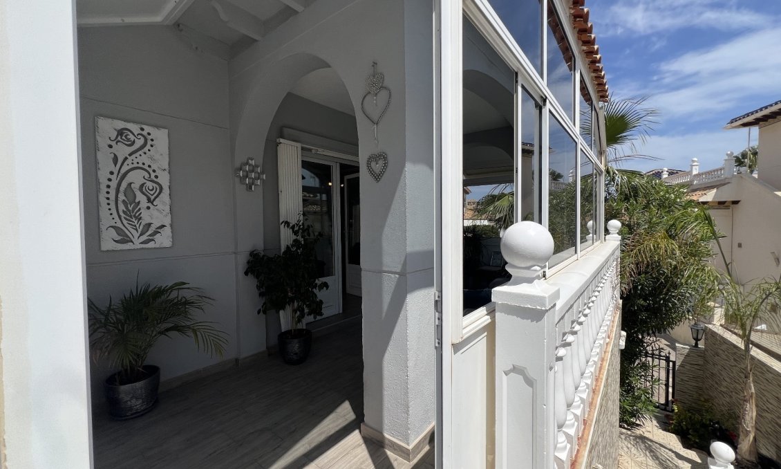 Segunda mano - Villa -
Orihuela - Inland