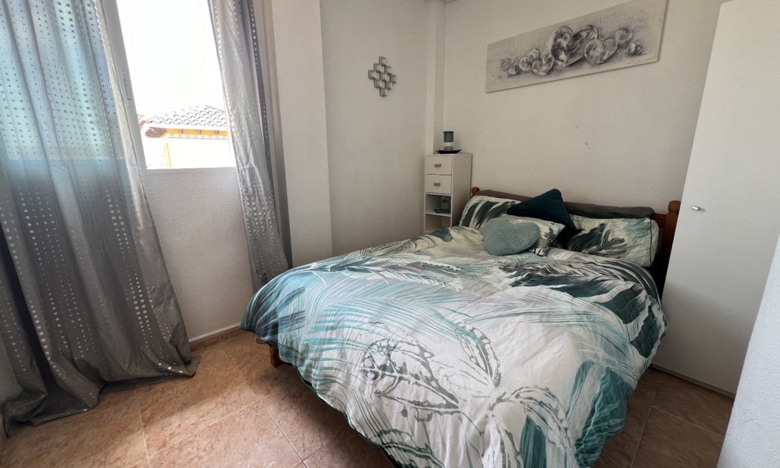 Segunda mano - Villa -
Orihuela - Inland