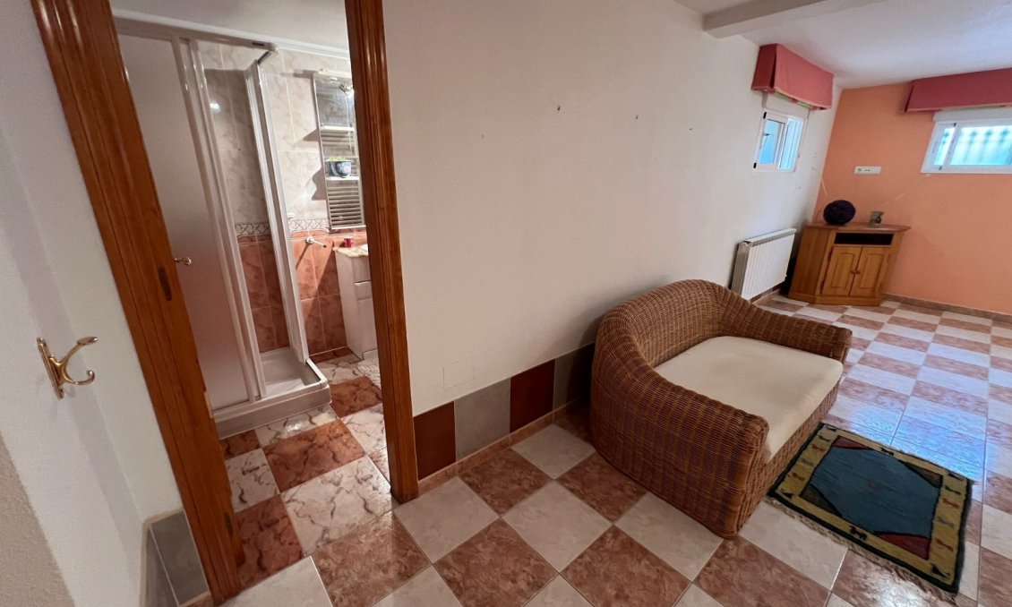 Segunda mano - Villa -
Orihuela - Inland