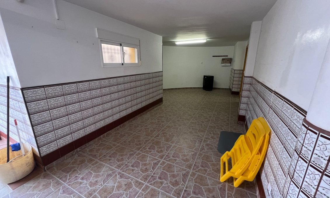 Segunda mano - Villa -
Orihuela - Inland
