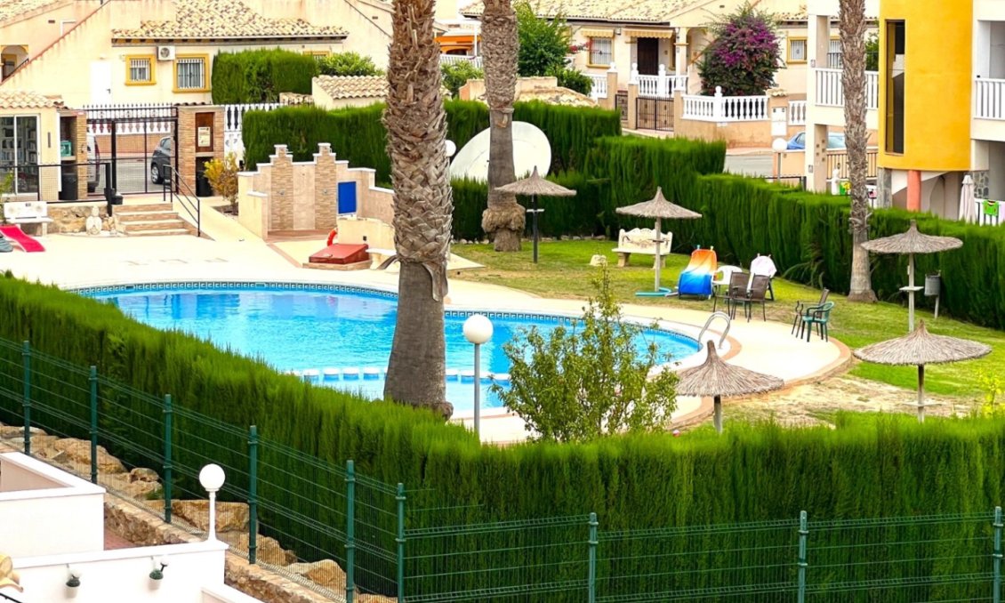 Segunda mano - Villa -
Orihuela - Inland