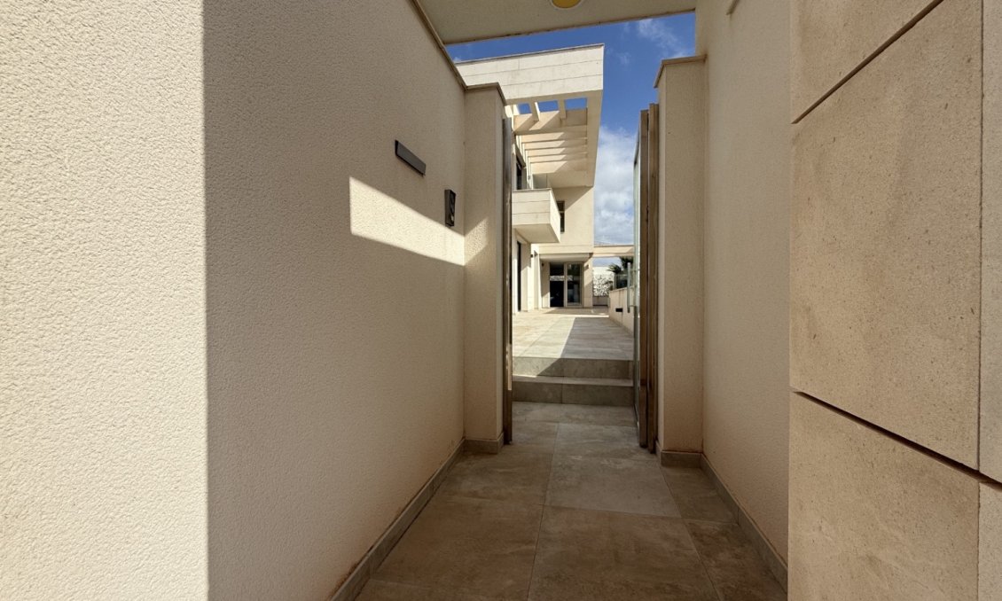 Segunda mano - Villa -
Orihuela - Inland