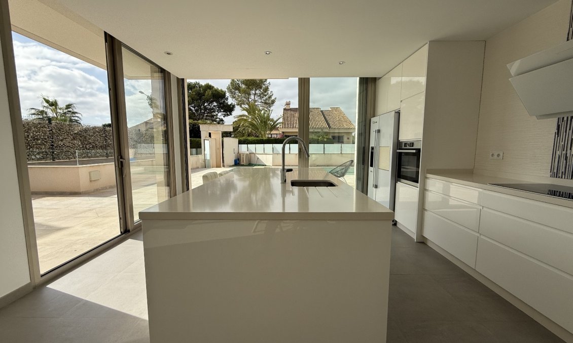 Segunda mano - Villa -
Orihuela - Inland