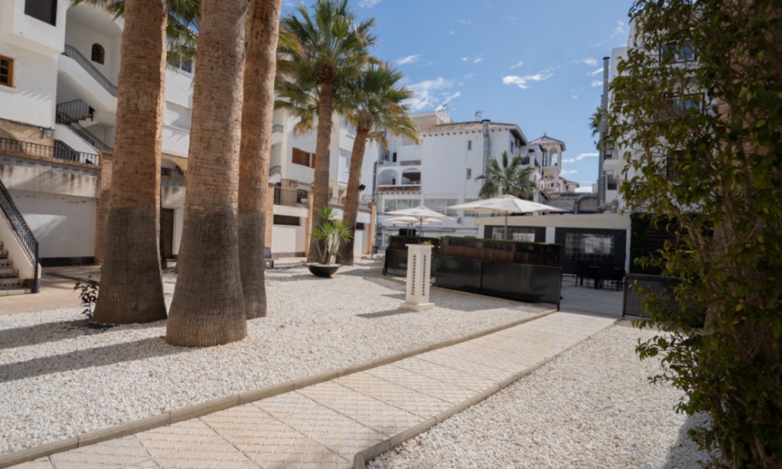 Segunda mano - Apartamento -
Orihuela - Inland