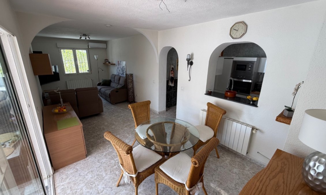 Segunda mano - Villa -
Torrevieja - Costa Blanca