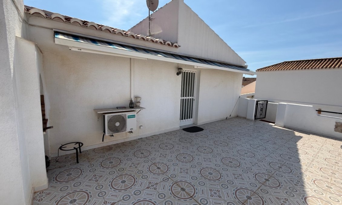 Segunda mano - Villa -
Torrevieja - Costa Blanca