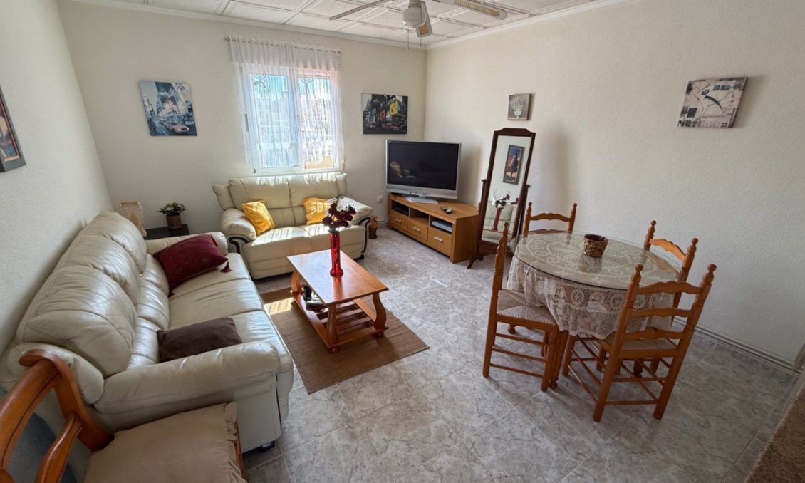 Segunda mano - Villa -
Torrevieja - Costa Blanca