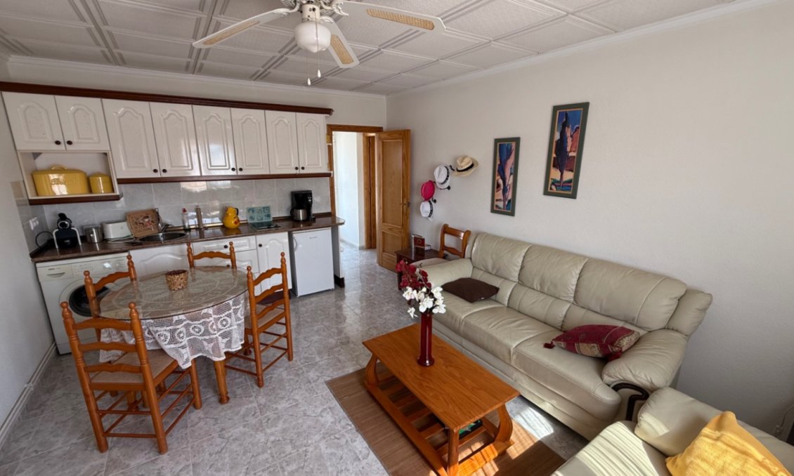 Segunda mano - Villa -
Torrevieja - Costa Blanca