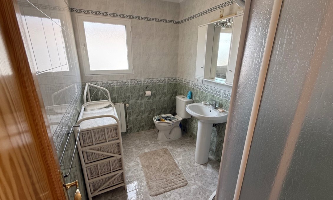 Segunda mano - Villa -
Torrevieja - Costa Blanca