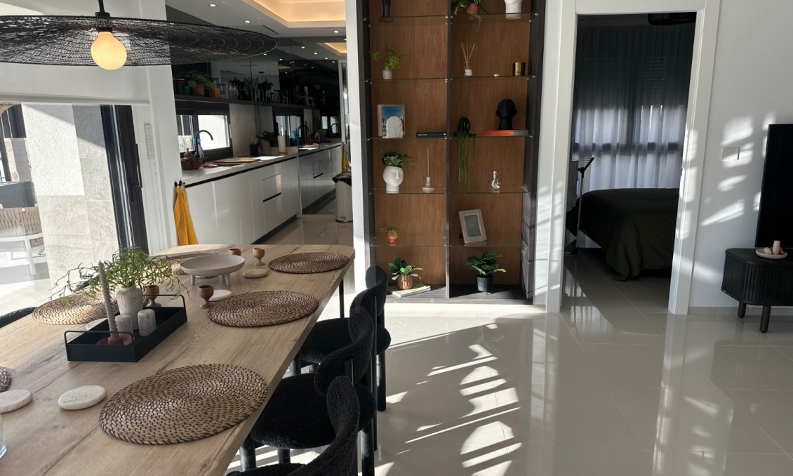 Segunda mano - Villa -
Ciudad Quesada - Costa Blanca