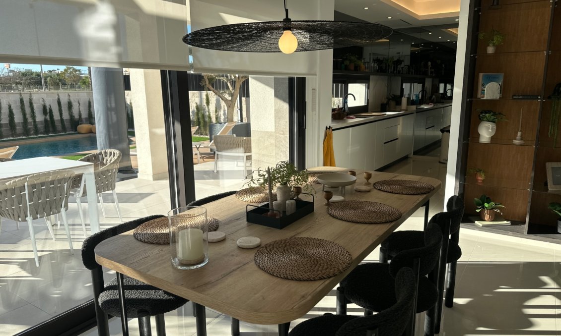 Segunda mano - Villa -
Ciudad Quesada - Costa Blanca