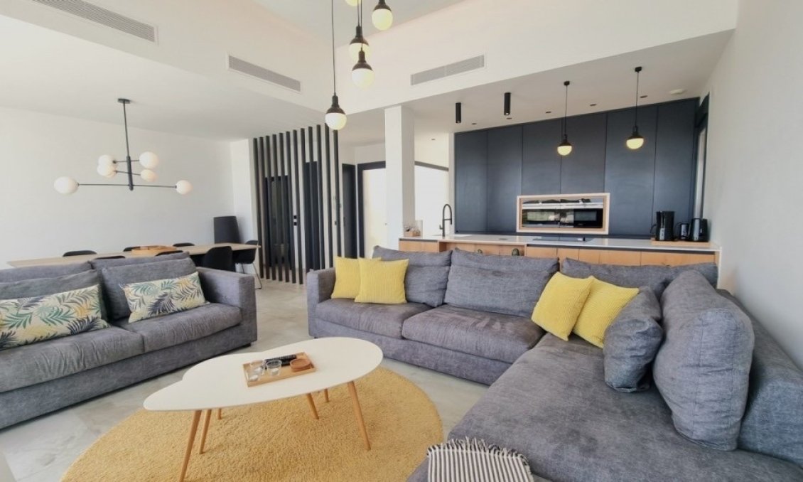 Segunda mano - Villa -
Ciudad Quesada - Costa Blanca