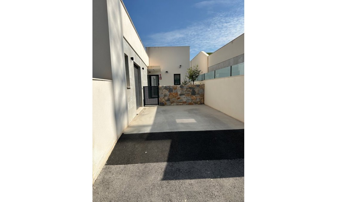 Segunda mano - Villa -
Ciudad Quesada - Costa Blanca