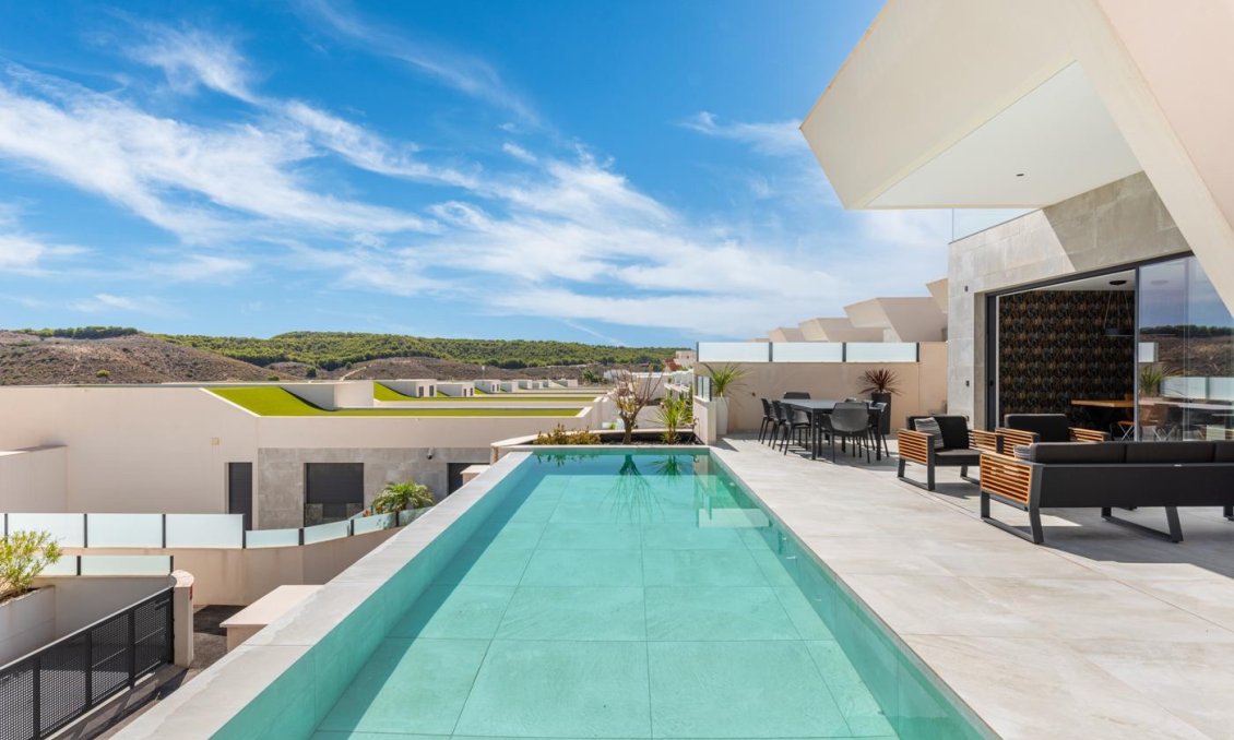 Segunda mano - Villa -
Ciudad Quesada - Costa Blanca