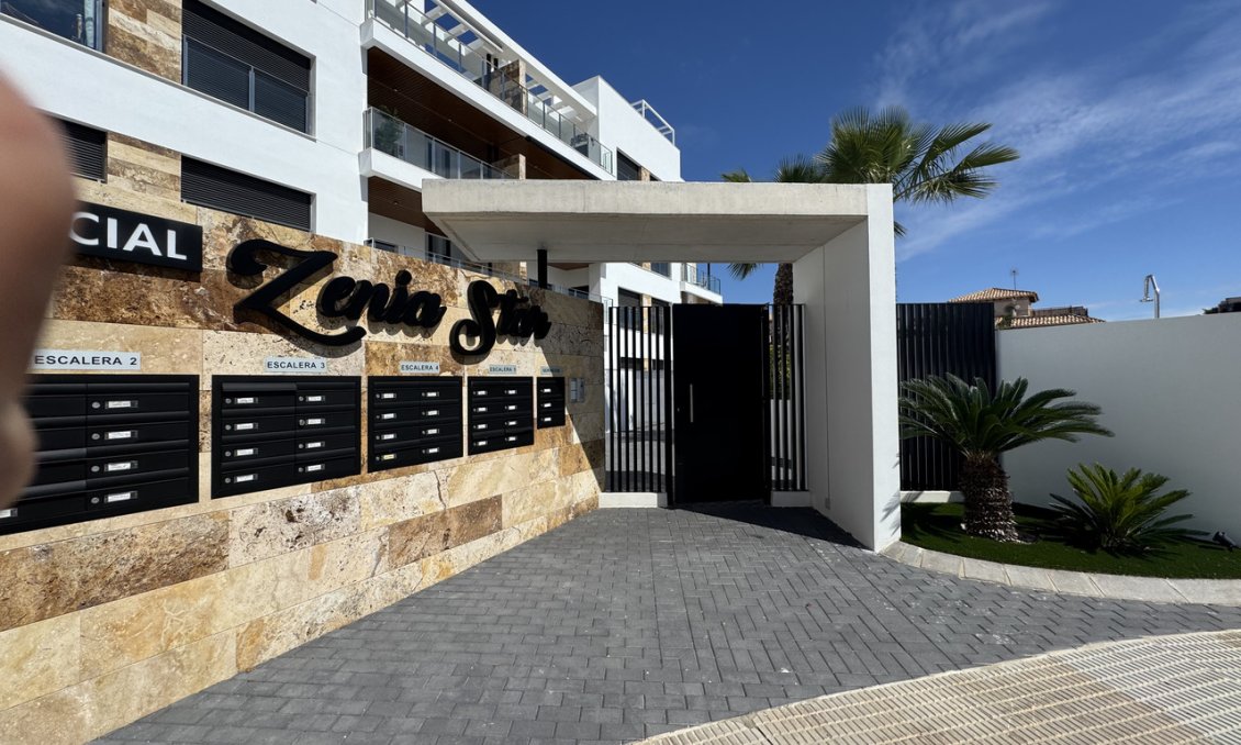 Segunda mano - Ático -
La Zenia - Costa Blanca