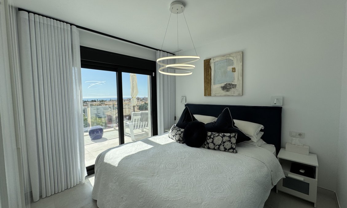 Segunda mano - Ático -
La Zenia - Costa Blanca