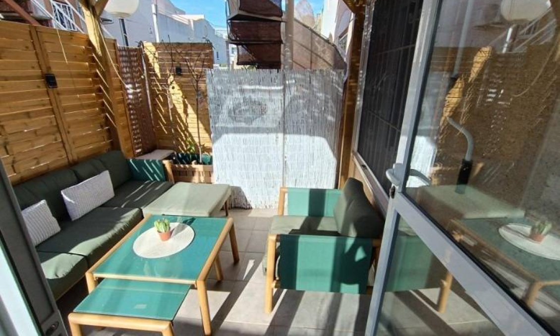 Segunda mano - Apartamento -
Torrevieja - Los Balcones
