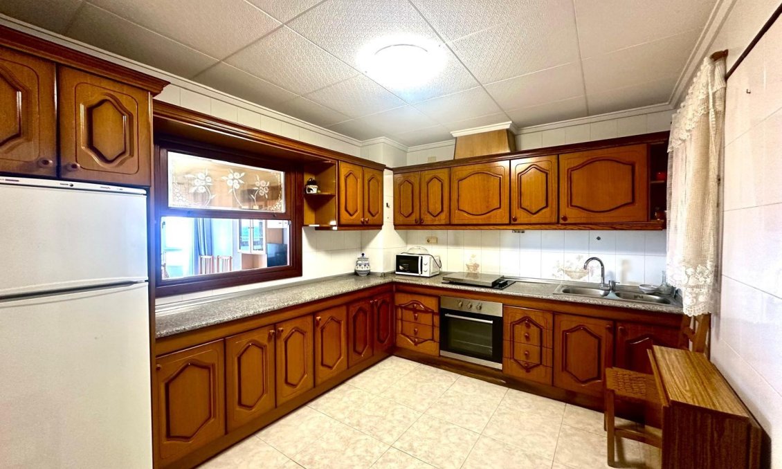 Segunda mano - Apartamento -
Torrevieja - Centro