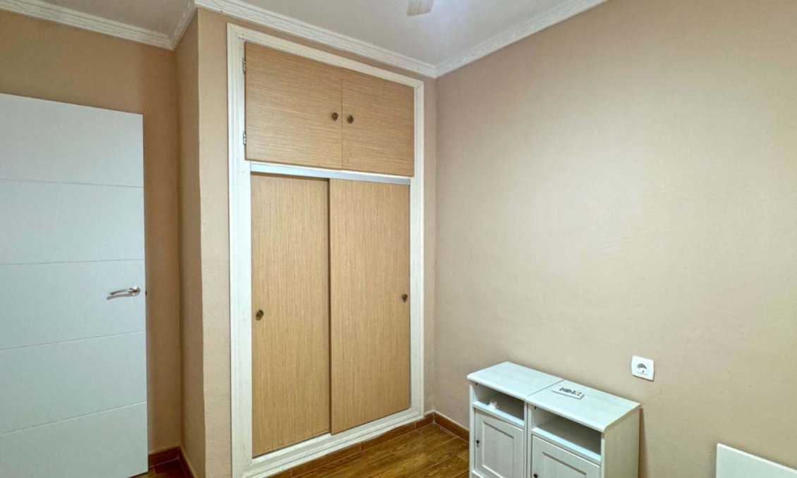 Wiederverkauf - Bungalow -
Torrevieja - Costa Blanca