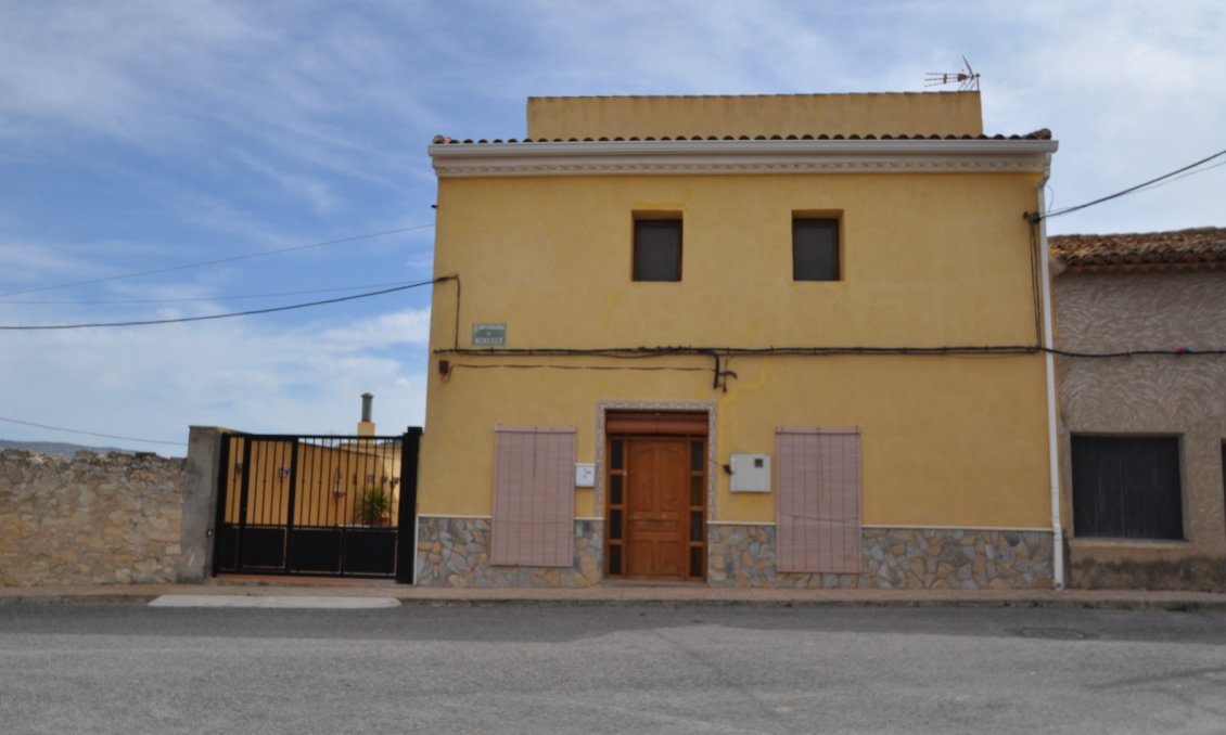 Segunda mano - Town House -
Casas Del Señor - Inland