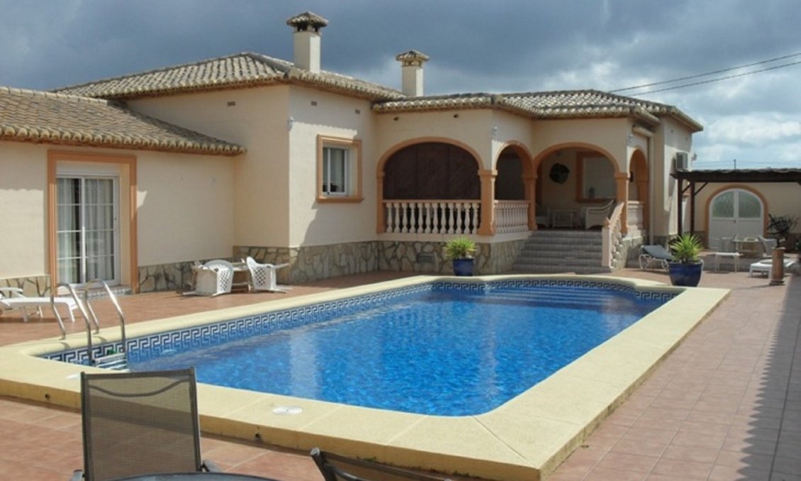 Segunda mano - Villa -
Jalón - Inland