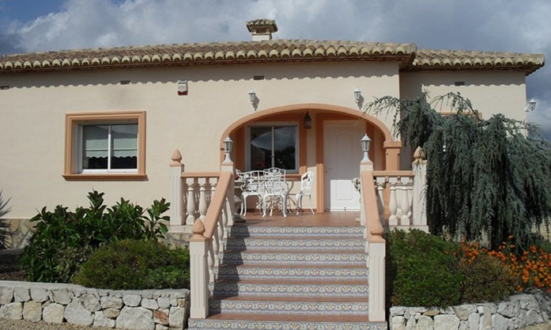 Segunda mano - Villa -
Jalón - Inland