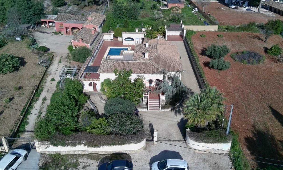 Segunda mano - Villa -
Jalón - Inland