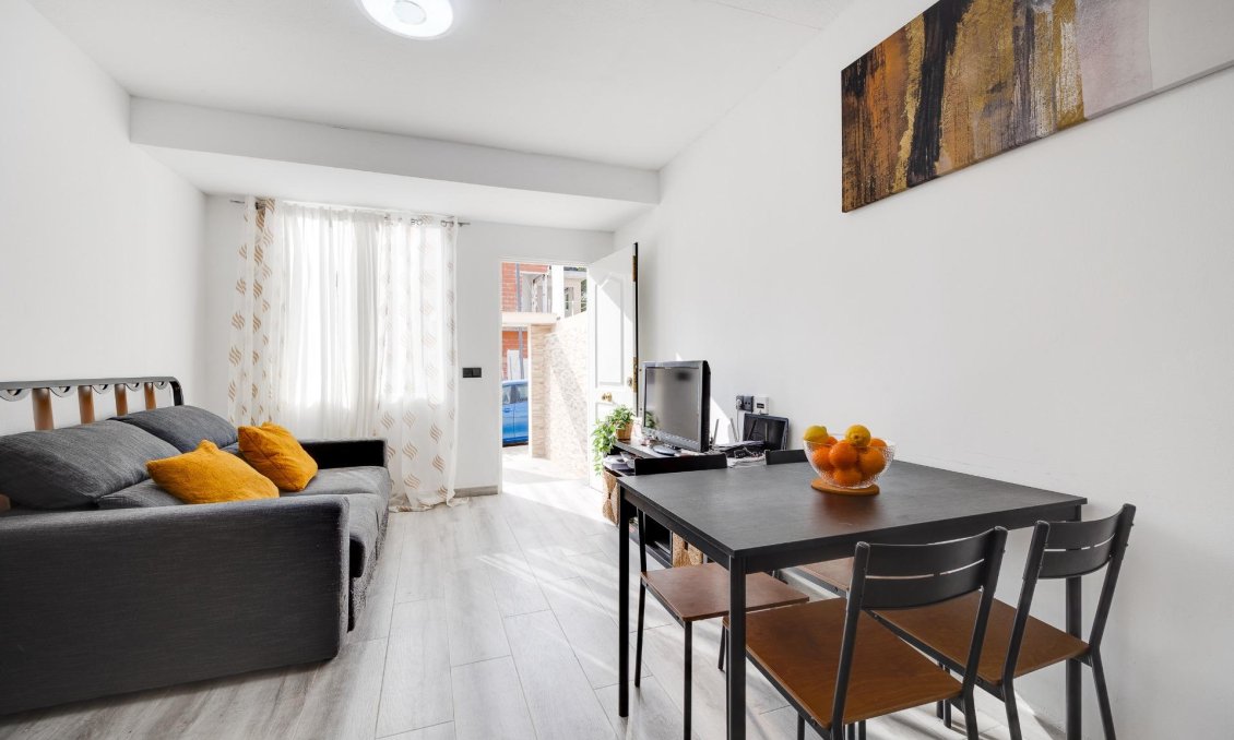 Segunda mano - Duplex -
Orihuela Costa - Las Filipinas